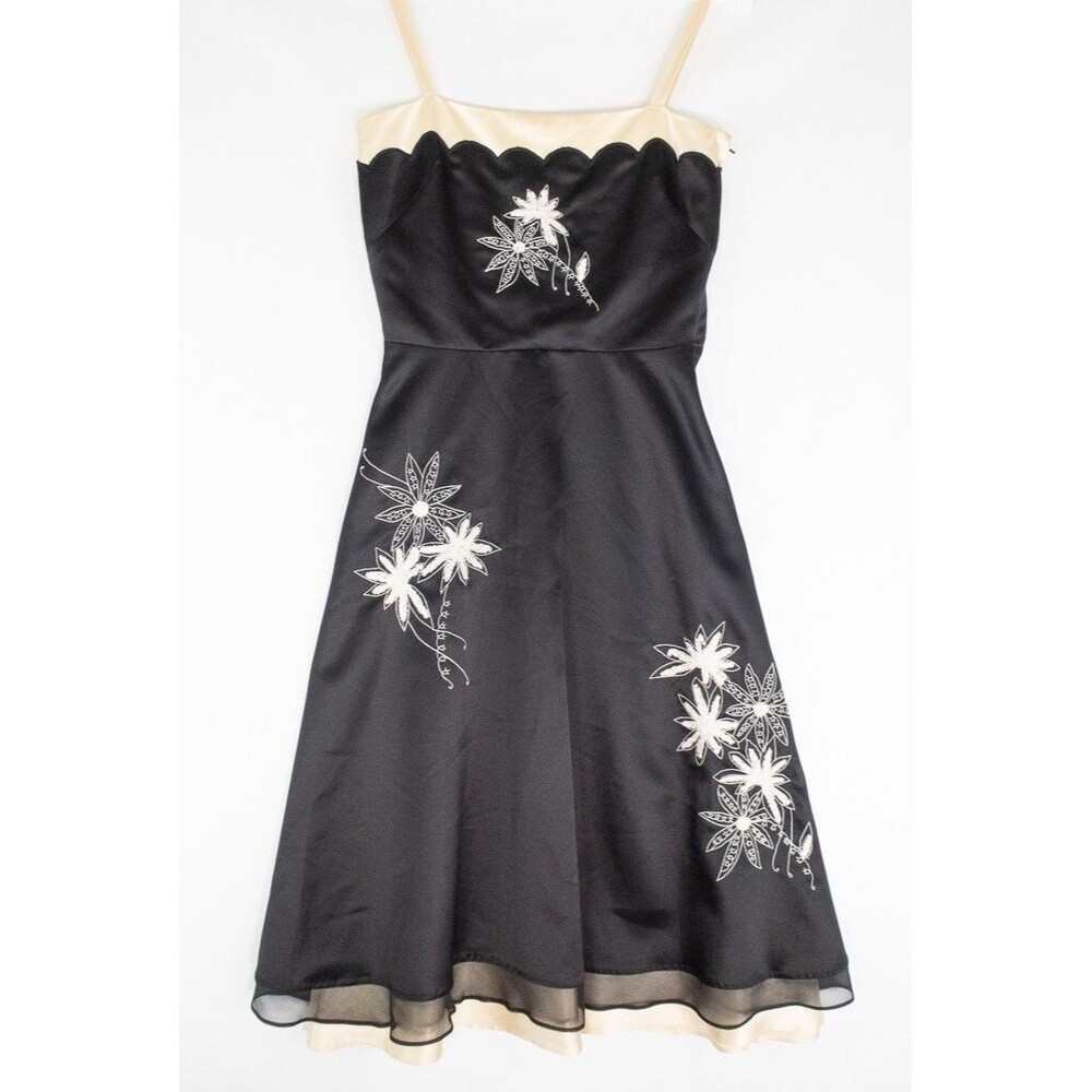 White House Black Market Black Satin Dress 2 NWT Embroidered Floral Cocktail